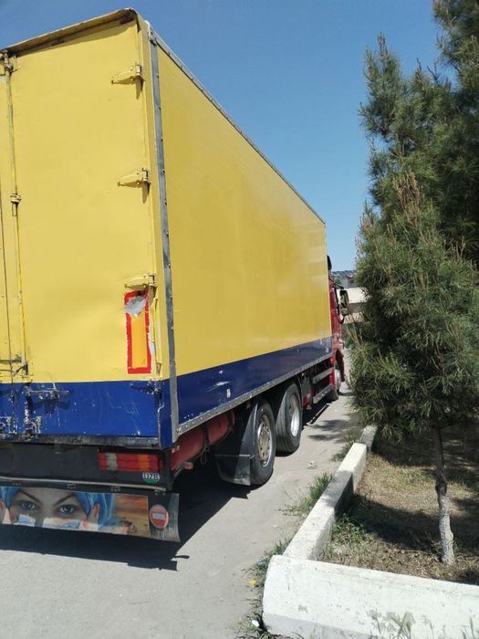 Mercedes Actros 2001 sotiladi