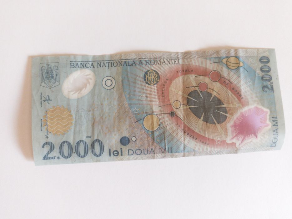 Bancnotă originală  2000lei din 1999.