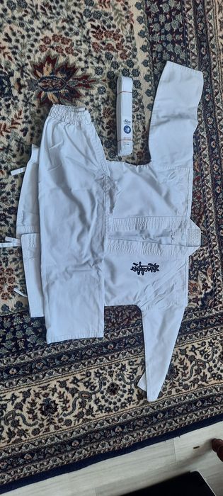 Спортивные товары