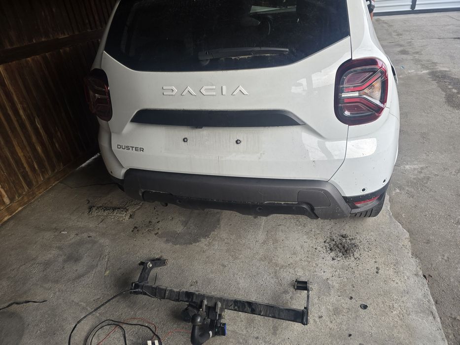 Carlig Cui Remorca Dacia Duster 2018 2024 detasabil Complet 4x4 4x2