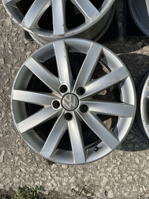 Оригинални джанти 17” Vw Audi Seat Golf passat 5k0601025An et54 ном 60