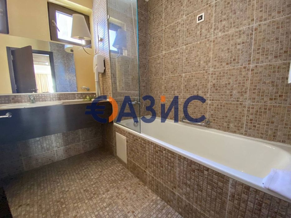 Продава се Двустаен апартамент в к.к. Слънчев бряг - 78 кв.м за 1347 €/кв.м - Снимка #10