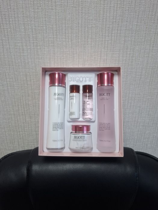 Косметика из Кореи!