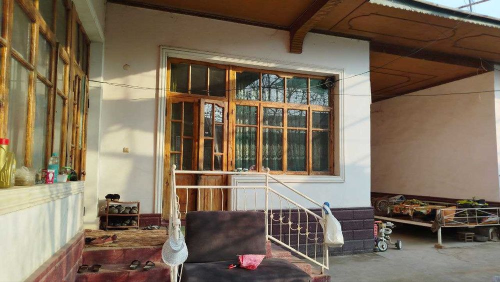 Продаётся дом г.Бука,7 соток 71000 usd! Уй Сотилади Бука ш!