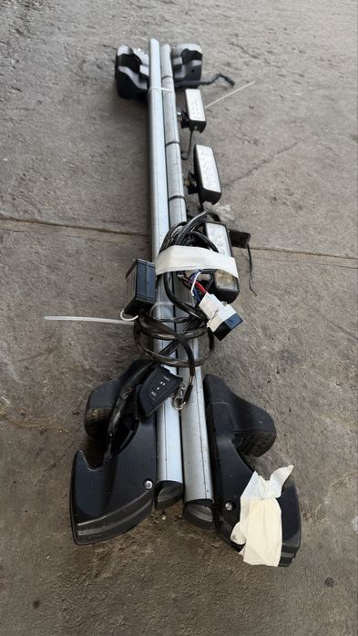 Torosuri transversale pavilion universale