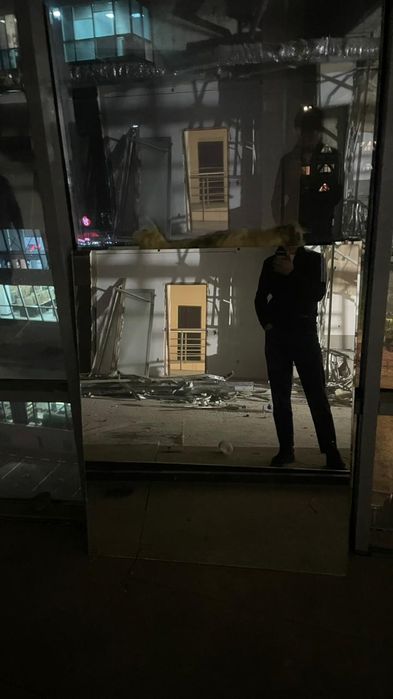 Продаются зеркала, б.у