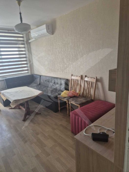 Дава се под наем Четиристаен апартамент в Варна, Левски - 80 кв.м за 500 € - Снимка #2