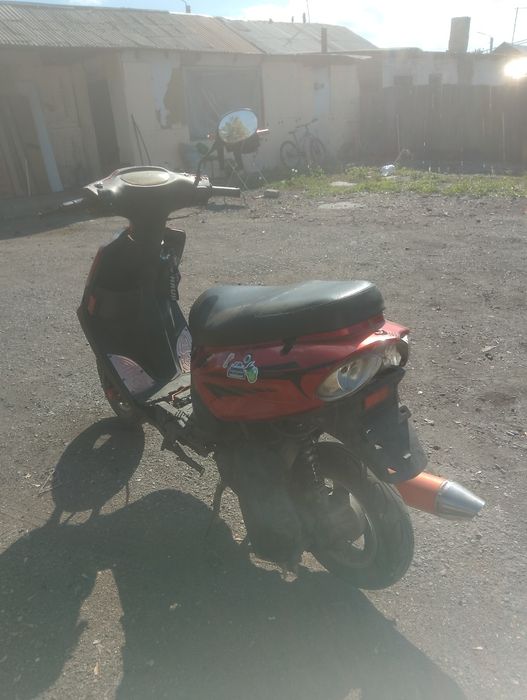 Продам скутер 80кубов