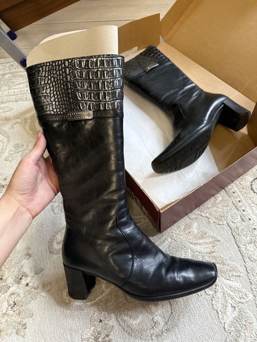 Продам обувь в отличном состоянии, торг