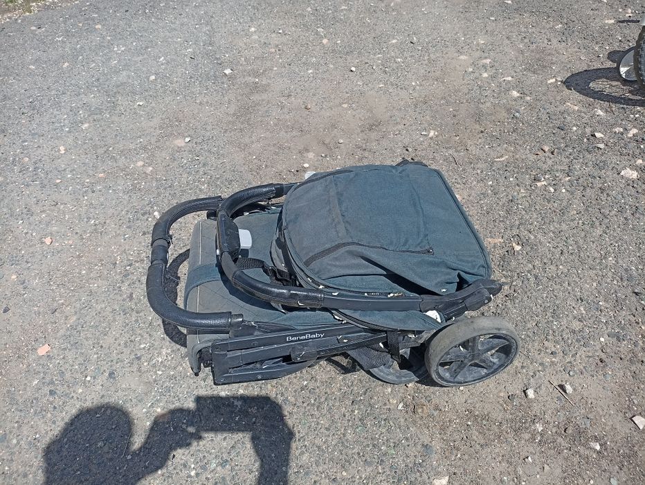 Коляску складную летнюю, продам