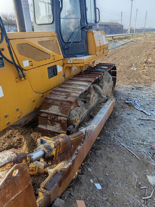 Продаётся бульдозер гусеничный TY160