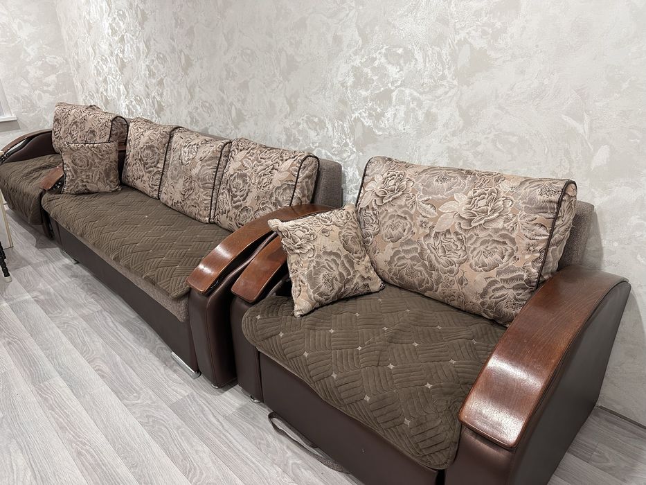 Продам Диван город Семей