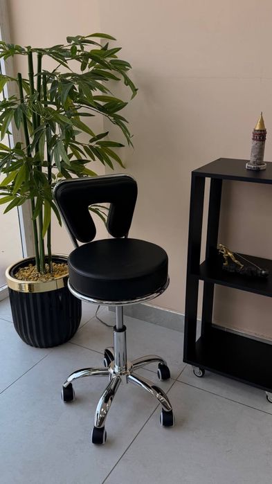 Salon uchun kreslolar