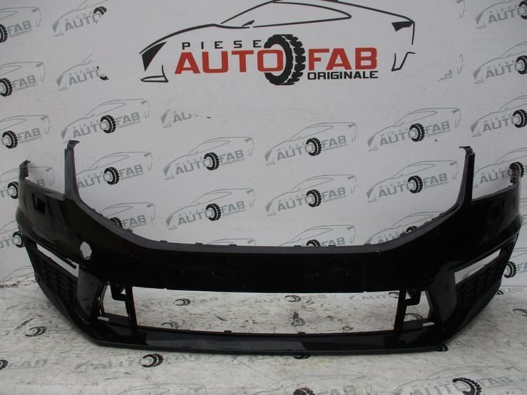 Bara fata Skoda Octavia 3 VRS Facelift an 2017-2018-2019 Gauri pentru spalatoare faruri