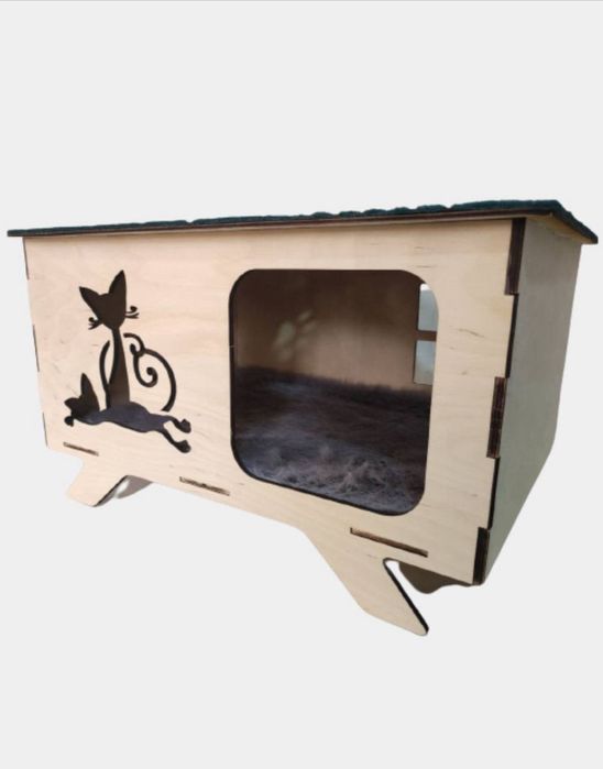 Красивый домик-лежак для кошек