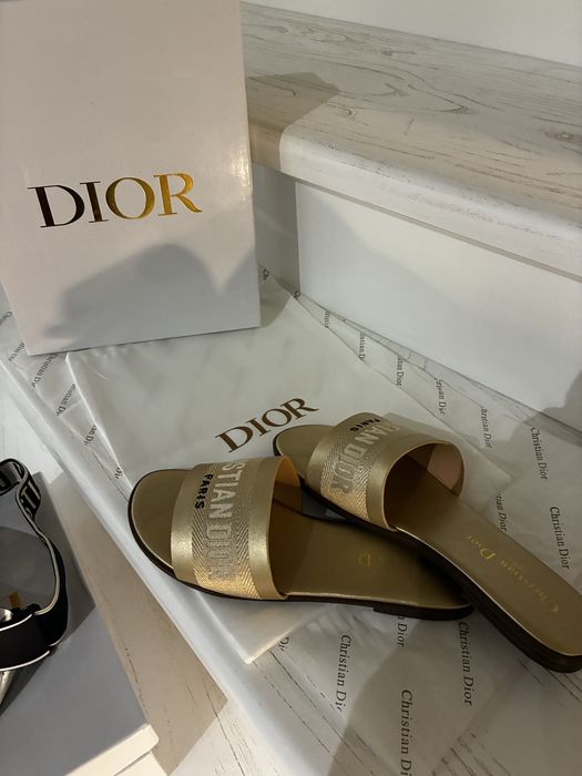 Original женская тапочка от Christian Dior