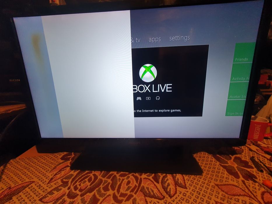 Tv philips 32 inch PFL3517H probleme display nu este spart