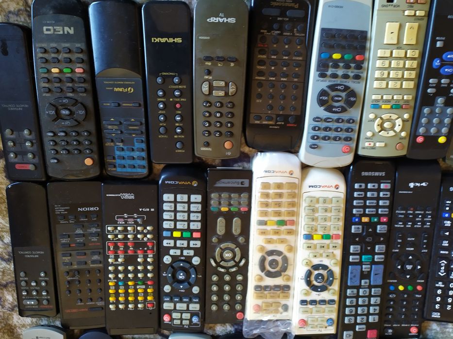 Дистанционни за DVD TV audiо