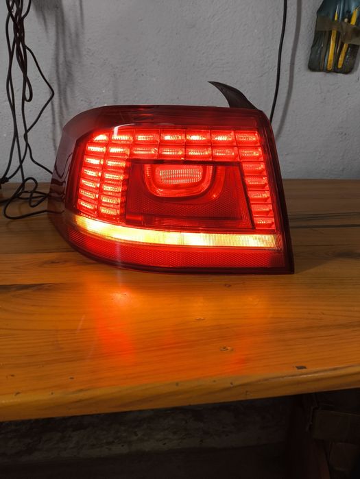 Wolksvagen Passat B7 задний фонарь.