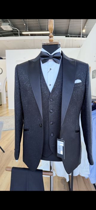 Costum mire din lână