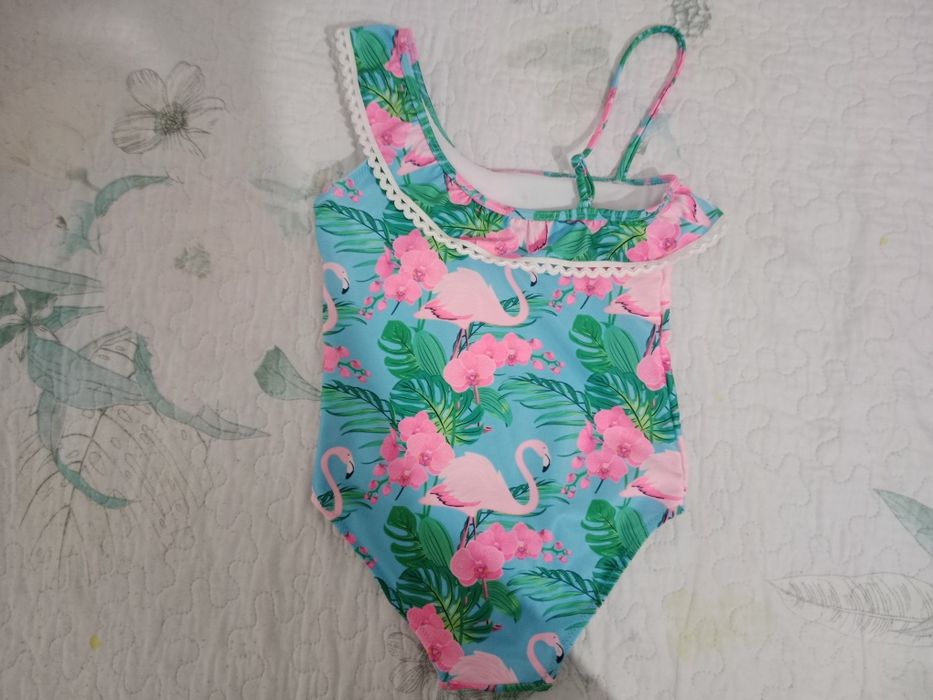 Купальник для девочкек