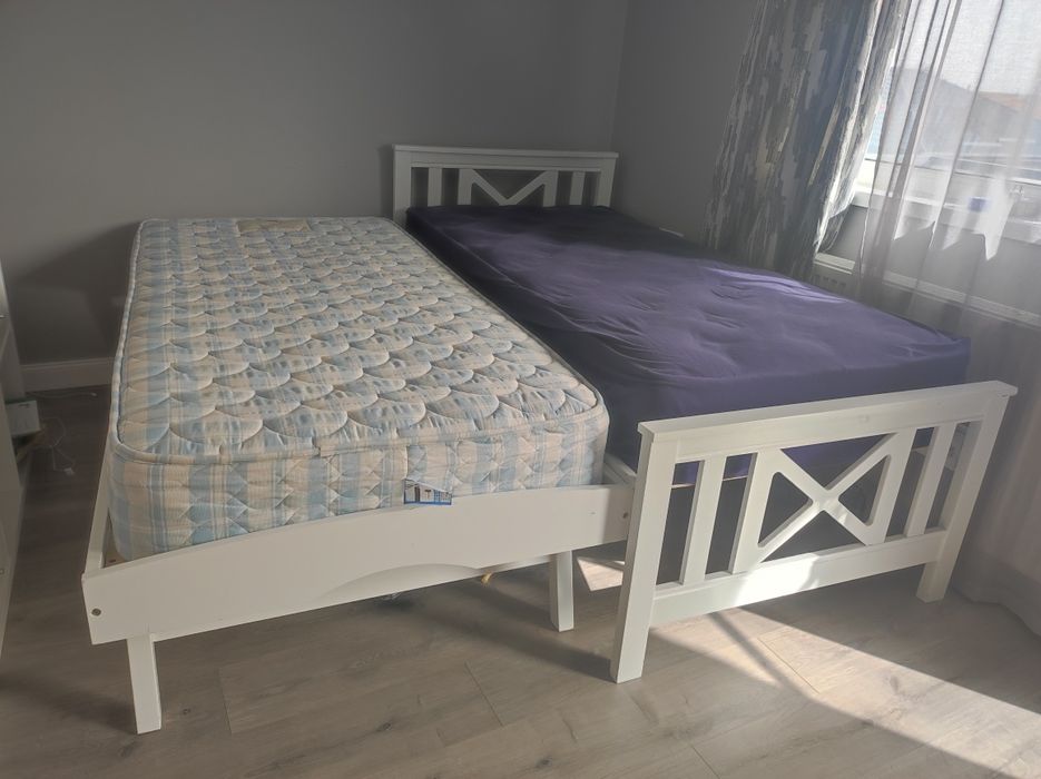 2 Paturi 90*200 economie spatiu