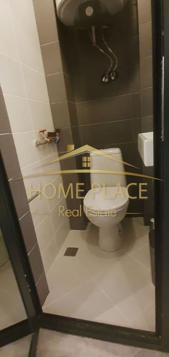 Дава се под наем Тристаен апартамент в Варна, Червен площад - 90 кв.м за 765 € - Снимка #11