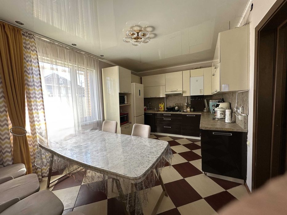 Продам коттедж в Заречном