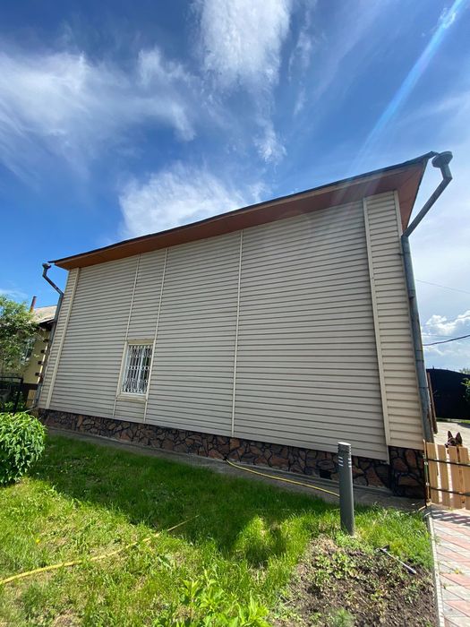 Продам коттедж. Левый берег, ул. Рижская.