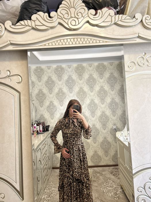 Янги кийилмаган бир марта хам росса чиройли туради