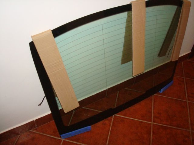 vand luneta spate noua audi a6 berlina 2008