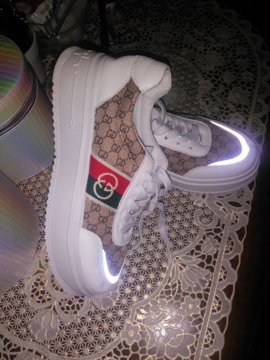 Gucci krasofka 40razmer