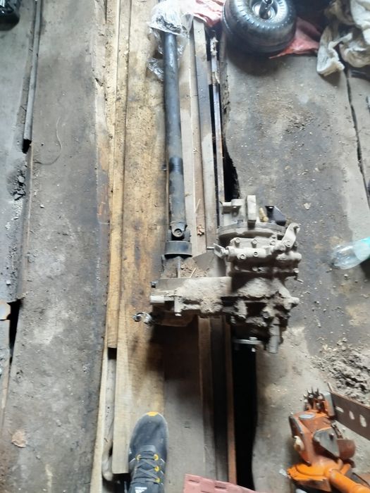 Продам раздатку с передним карданом