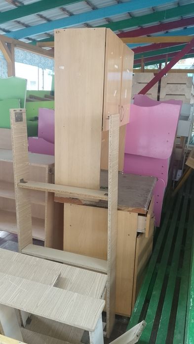 Bolalar uchun shkaf kalavatlari optim narxda
