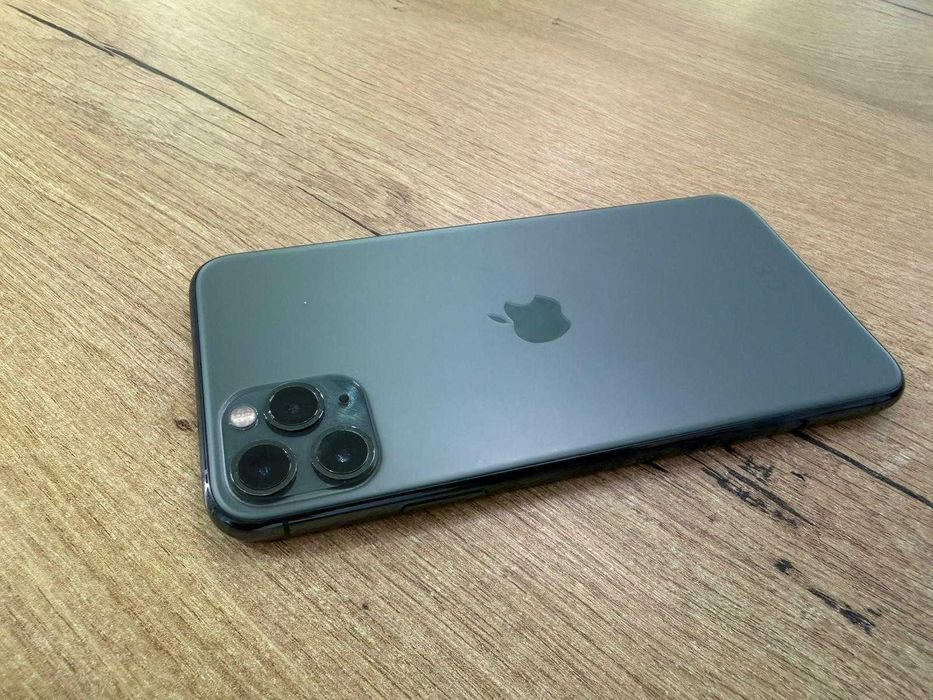 iPhone 11 Pro Max 64GB Midnight Green Neverlocked Face ID OK
