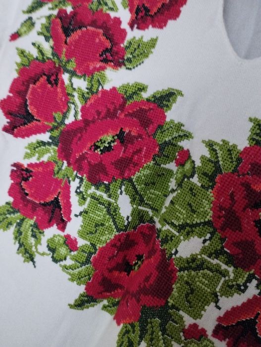 Продам вышитую рубаху