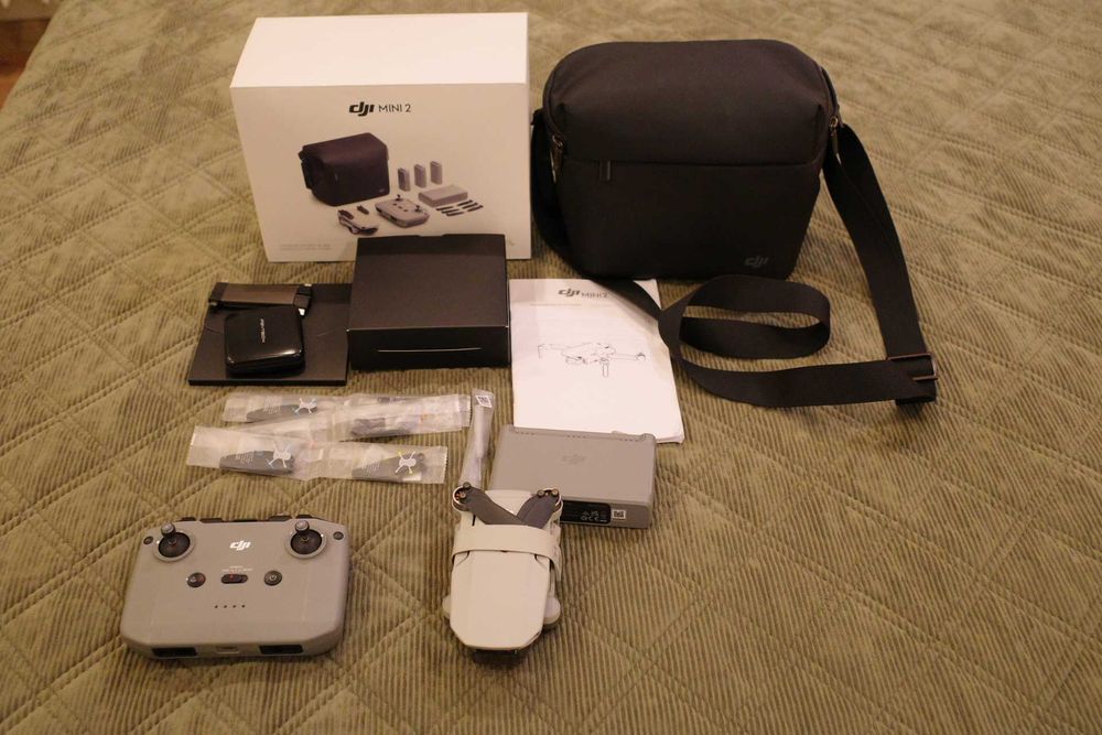 DJI Mini 2 Fly More Combo пълен комплект
