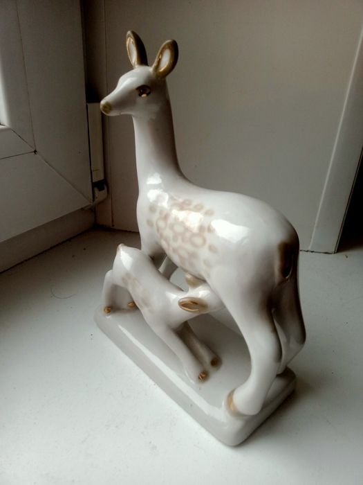 Продам фарфоровую статуэтку СССР.