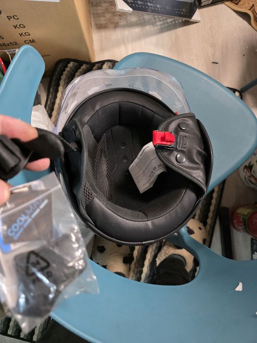 Casca scuter trotineta. Noua