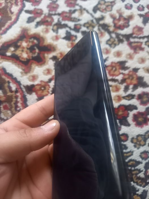 Samsung galaxy s9 ideal xolatda 64 gb xotira