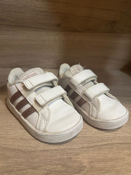Детски маратонки Адидас 21 номер