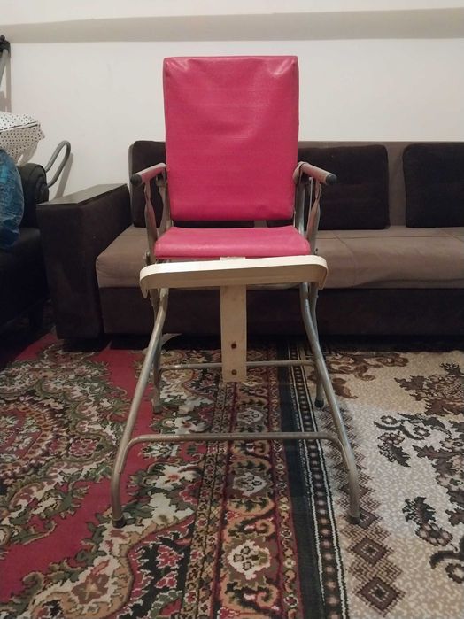 Продам детское кресло.
