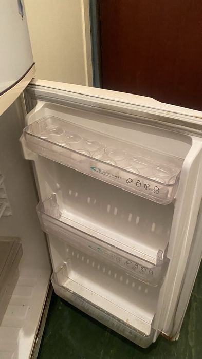 Холодильник рабочий