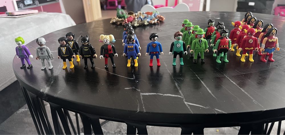 Играчки от Kinder, minecraft, stranger things