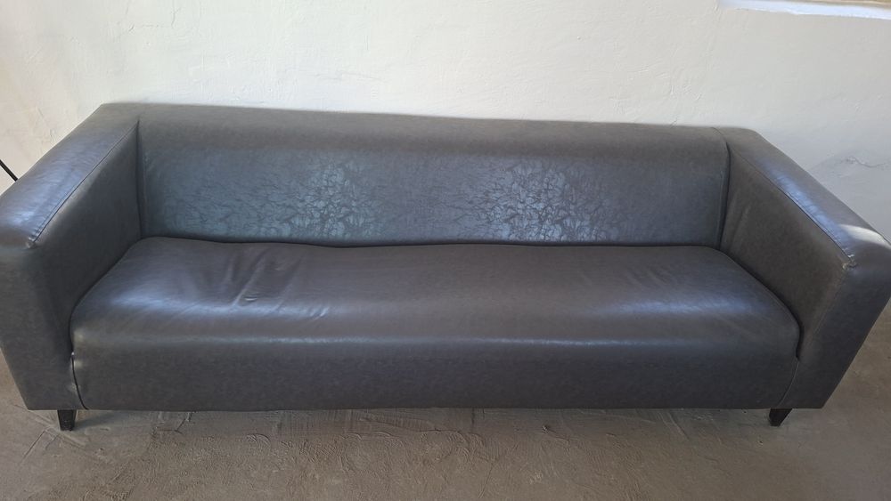 Диваны кожаные 2 шт