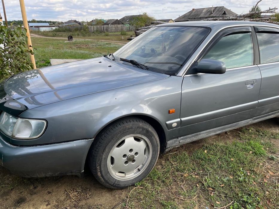 Audi A6 C4 объем 2.6