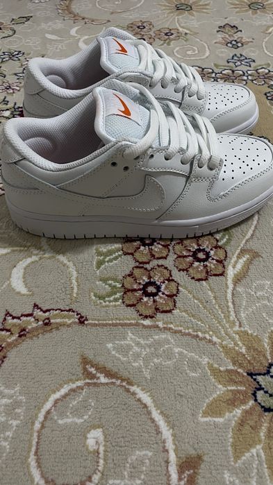 Продам обувь 36 размер Nike SB Dunk Low