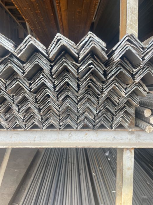 Ugalok har hil turlari mavjud