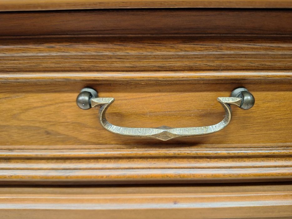 Маса за всекидневна с чекмедже