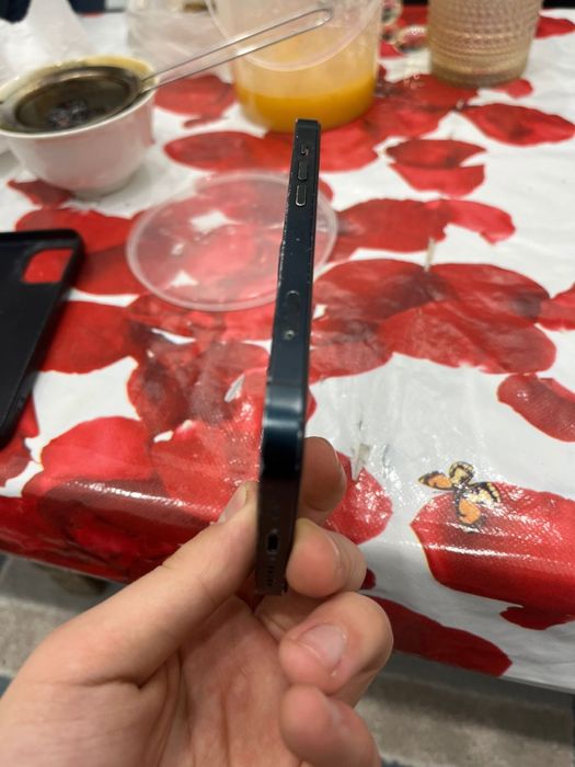 iPhone 13 256Gb фейс работает